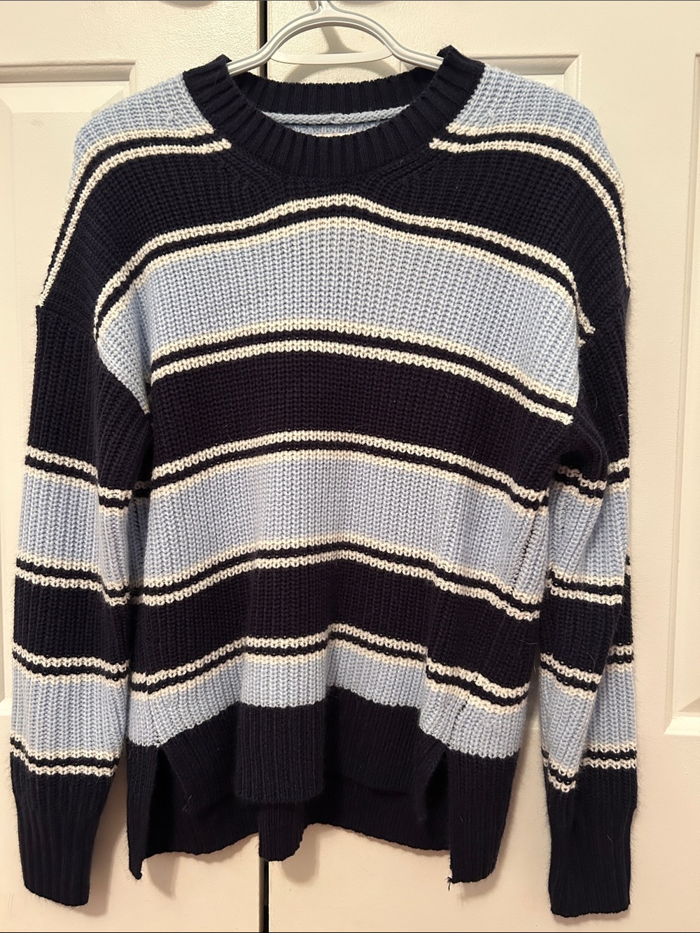 Men's Striped Crewneck Sweater - Navy & Light Blue